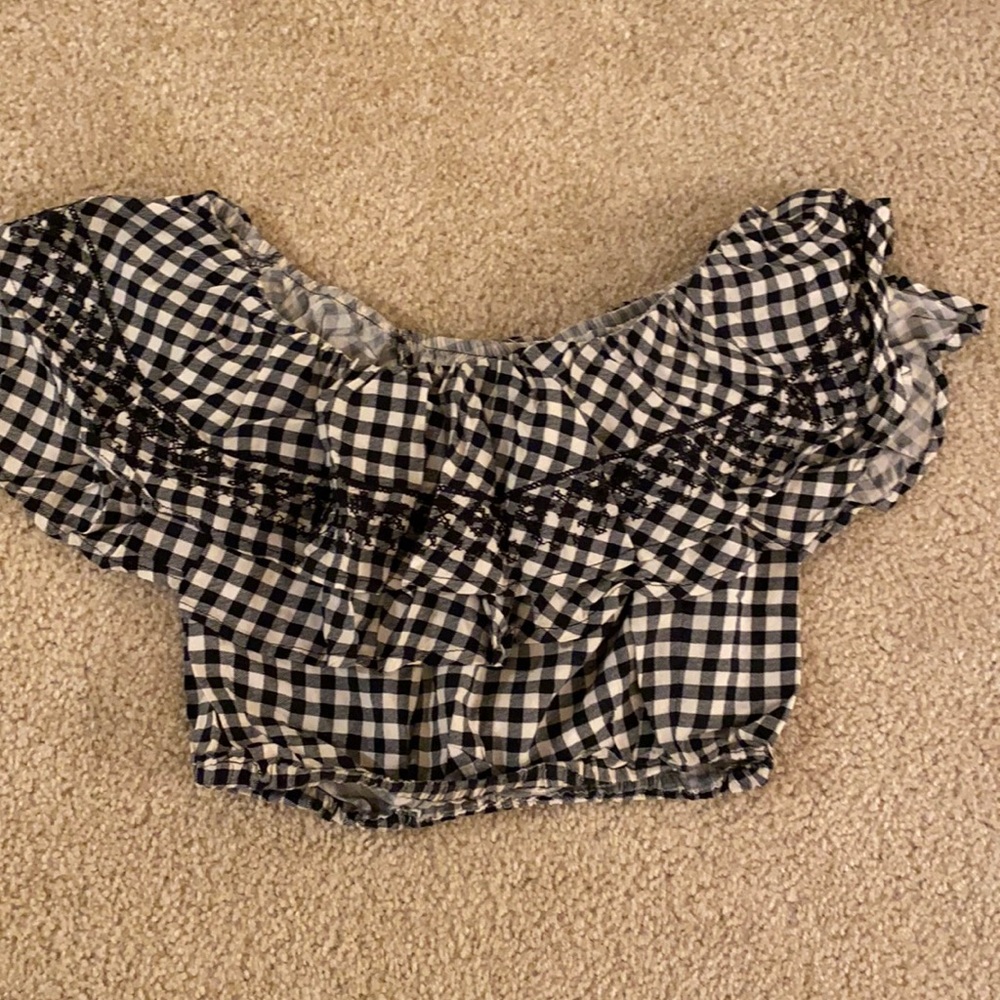 Off the shoulder plaid crop top
